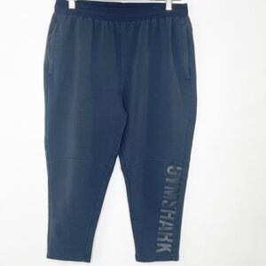 Gymshark Cropped Sweatpants - size Medium